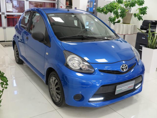 Toyota Aygo 5p 1.0 connect  Solo 72.000 Km  Neopat.