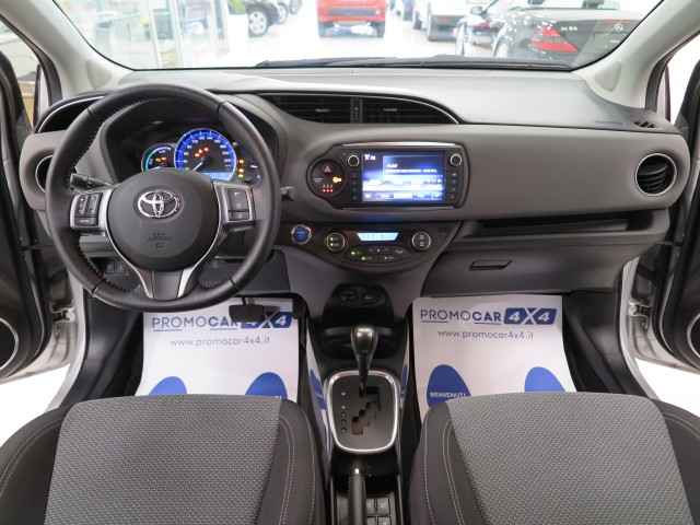 Toyota Yaris Yaris 5p 1.5h Style “Solo 4.000 Km” Come NUOVA!