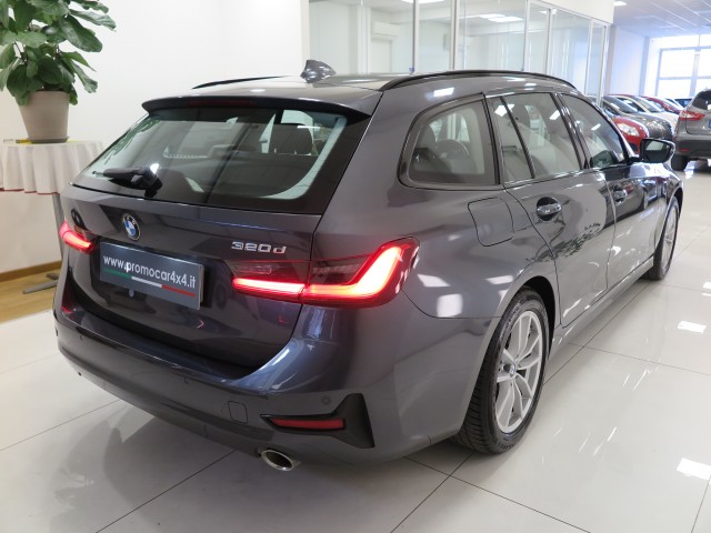 BMW 320 Touring Advantage C/autom. “Solo 70.000 km!!!”